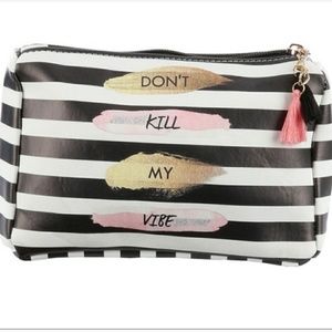 Makeup pouch